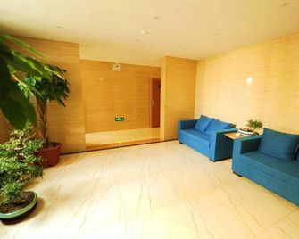Greentree Inn Yantai Laizhou Nan Road Unicom Building - Weifang