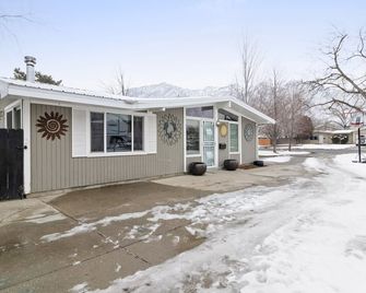 Ski Bus Mtn View Home Wood Stove Cottonwood Cottage Hot Tub Grill Wifi Games - Cottonwood Heights - Edificio