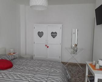 Casa Mina Affittacamere - Polignano a Mare - Bedroom