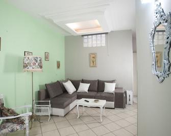 City Pompei Accommodations - Pompeya - Sala de estar