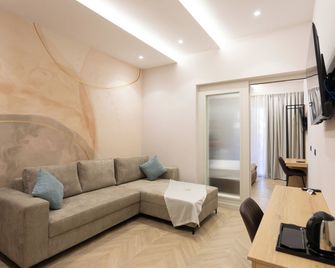 Nayel Hotel - Durrës - Living room