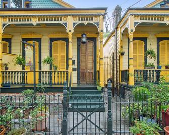 Caydance's Guesthouse Suite at Penelope B&B / Treme French Qtrs - Nueva Orleans - Vista del exterior