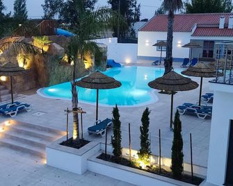 Casa Almeida - Apt. T1 - Family 1 - Arraiolos - Piscina