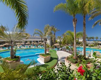 جران أواسيس ريزورت - بلايا دي لاس الأمريكتين - حوض السباحة