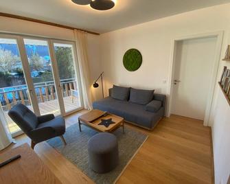 Luna Mountain Lodge Garmisch - Garmisch-Partenkirchen - Huiskamer