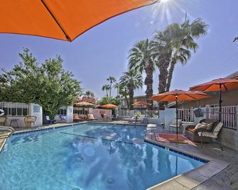 棕櫚泉酒店 - 棕櫚泉 - 棕櫚泉 - 游泳池