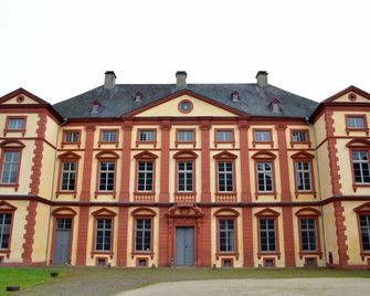 Stiftsberg Bildungs- Und Freizeitzentrum - Kyllburg - Edificio