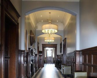 Moxhull Hall - Sutton Coldfield - Лоббі