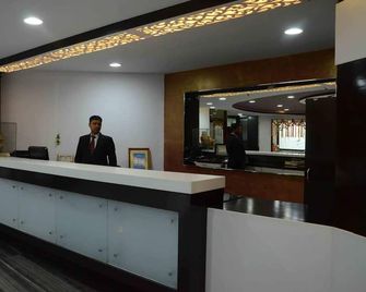 Hotel Aryan - Jhārsuguda - Front desk