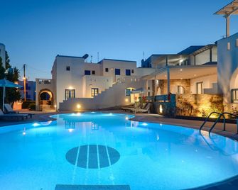 Hotel Francesca - Agios Prokopios - Bể bơi