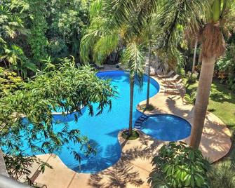 Riviera Maya Suites - Playa del Carmen - Piscina