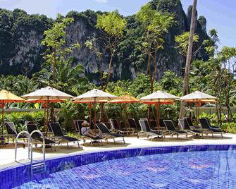 ibis Styles Krabi Ao Nang - Thị trấn Krabi - Bể bơi