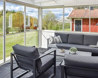 Lovely home in Gränna with house a panoramic view - Gränna - Wohnzimmer
