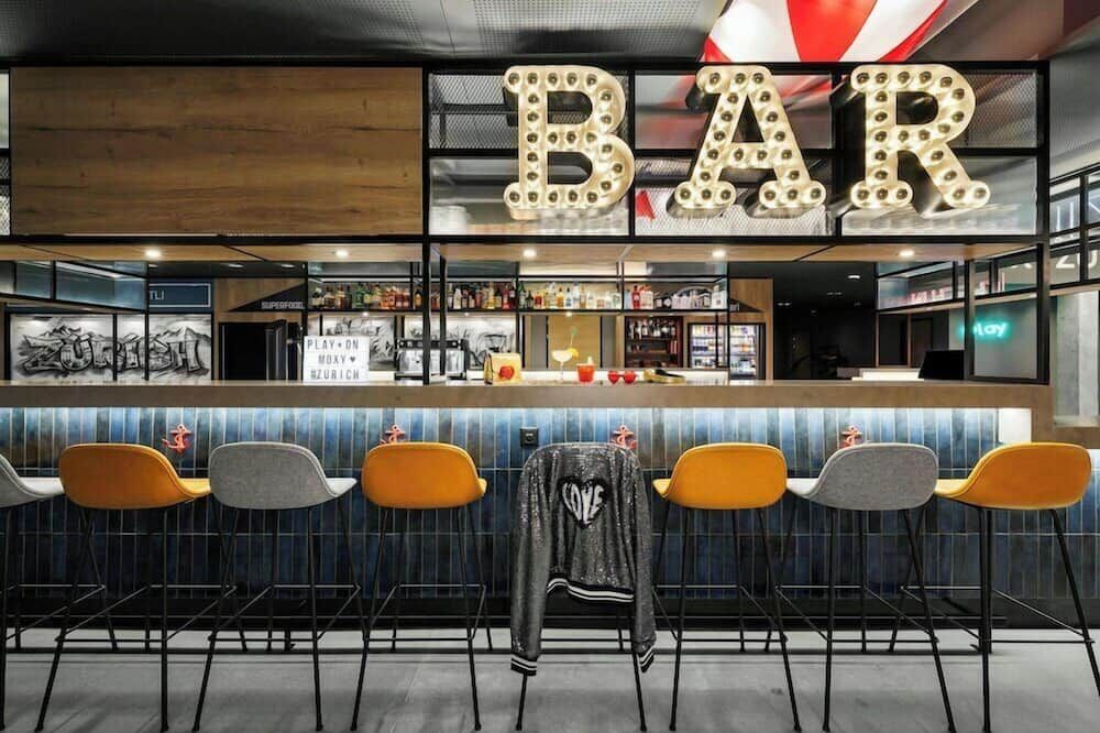 H+ Hotel Zürich - Zürich - Bar