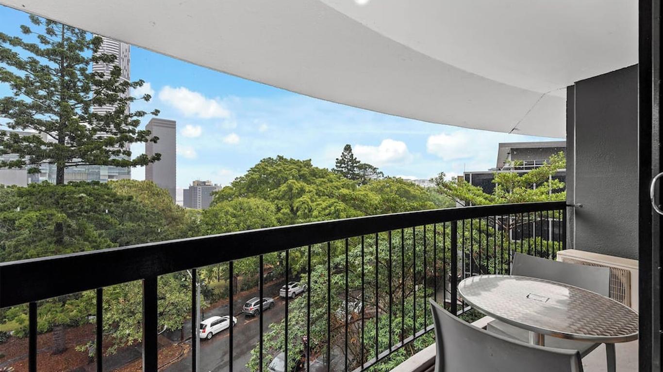 Madison Tower Mill Hotel