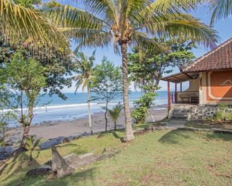 Soka Indah Restaurant & Bungalows - Selemadeg