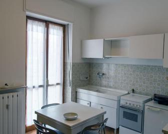 Luminoso bilocale - Alessandria - Cucina