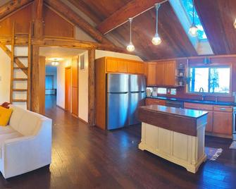 Charming 2-bedroom cabin near Bluewood Ski Resort - Dayton - Küche