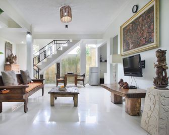 Gusde Tranquil Villas By Eps - Gianyar - Lobby