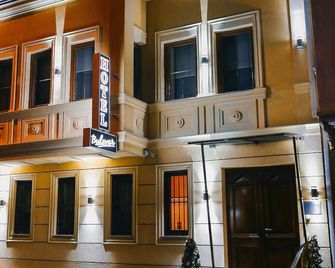 Hotel Bulevar - Bitola - Gebäude