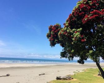 Whakatane Hotel - Whakatane - Strand