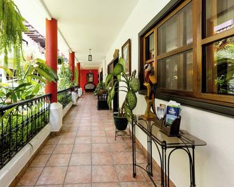 Hotel Camino Maya - Copán - Balkon
