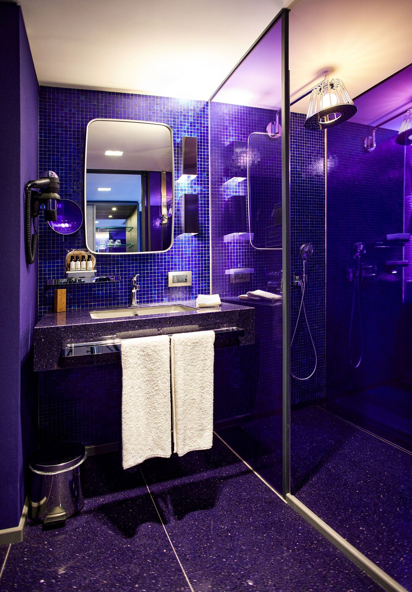 Bathroom view of En Hotel Izmir