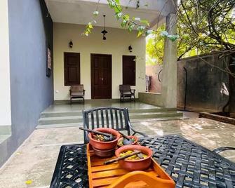 Villa Tambaka Retreat - Anuradhapura - Patio