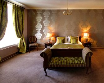 King's Head Hotel By Greene King Inns - Wimborne - Schlafzimmer