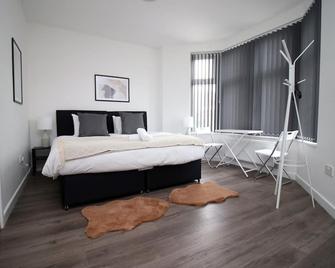 Cohost Partners | Smart Tv | 5 Min City | Parking - Cardiff - Bedroom