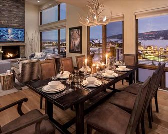 Wildhorse Chalet 3 BedroomHoliday home By Moving Mountains - Steamboat Springs - Dining room
