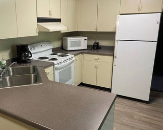 Apartment near many locations. - Plymouth - Kuchyň