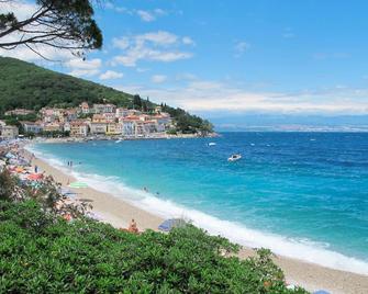 Apartment Marija by Interhome - Mošćenice - Beach