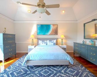 Welcome to your Beach House with a pool! - Point Pleasant - Habitación