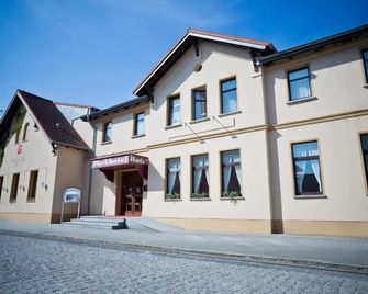 Parkhotel Wörlitz - Woerlitz - Gebouw
