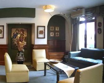 Hotel Shauard - Salta - Living room
