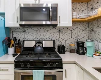 Stylish Casita min from the beach ! - San Juan Capistrano - Keuken