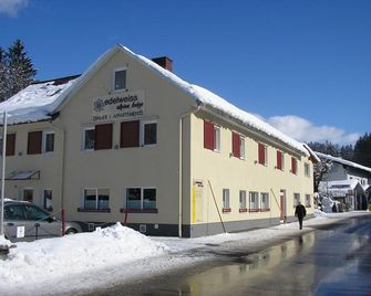 Hotel & Restaurant Edelweiss Alpine Lodge - Hinterstoder - Building
