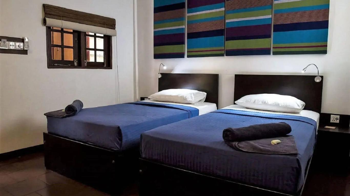 Hangover Hostels Mirissa