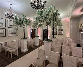 Inglewood Manor - Ellesmere Port
