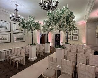 Inglewood Manor - Ellesmere Port