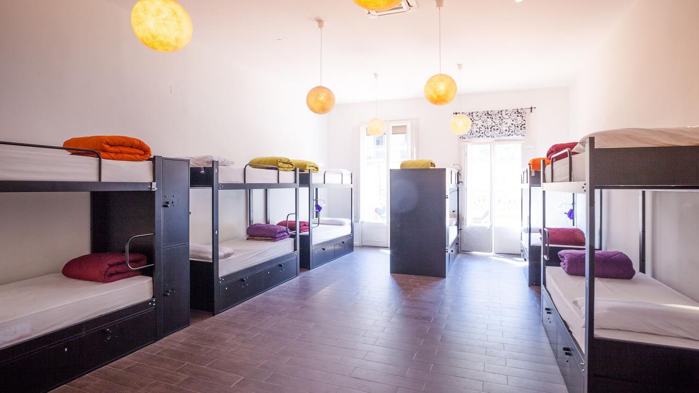 360 Hostel Borne