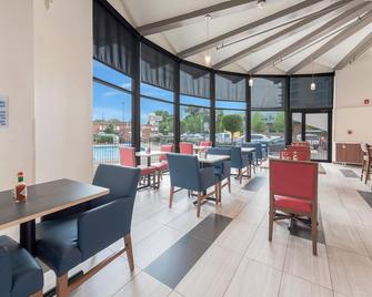 Holiday Inn Express Columbus Downtown By IHG - Columbus