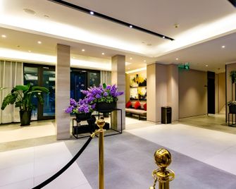 Ease Hotel Chengdu Taikoo Li 339 - Chengdu - Hall d’entrée