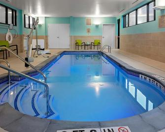 SpringHill Suites by Marriott Kansas City Plaza - Kansas City - Pool