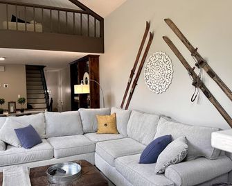 Perfect Cottonwood Canyons Condo - Cottonwood Heights - Sala de estar