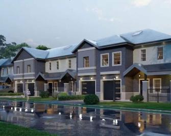 Chorburjo Cozy Villa (House) - Penetanguishene - Building