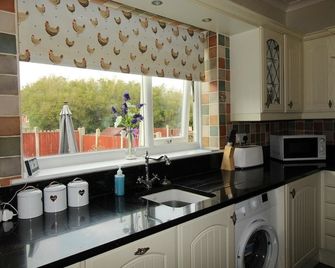 德雷登別墅飯店 - 切斯特菲爾德 - 廚房