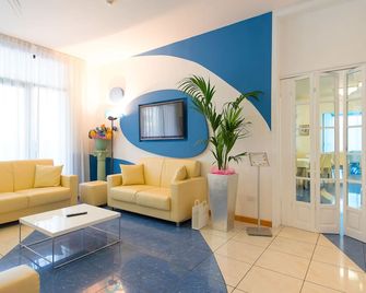 Hotel Giulietta - Riccione - Olohuone