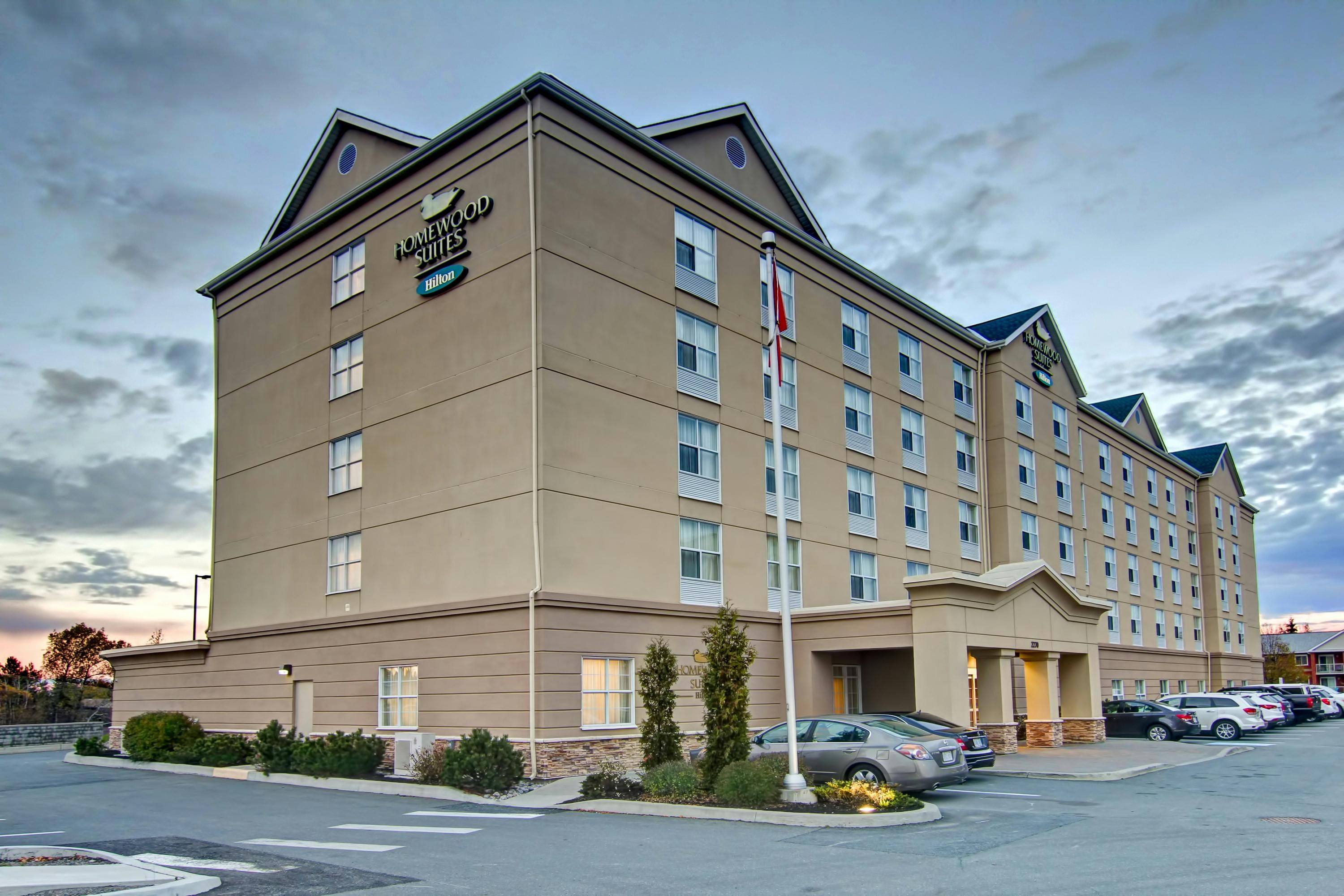 Homewood Suites by Hilton Sudbury - Sudbury - Building